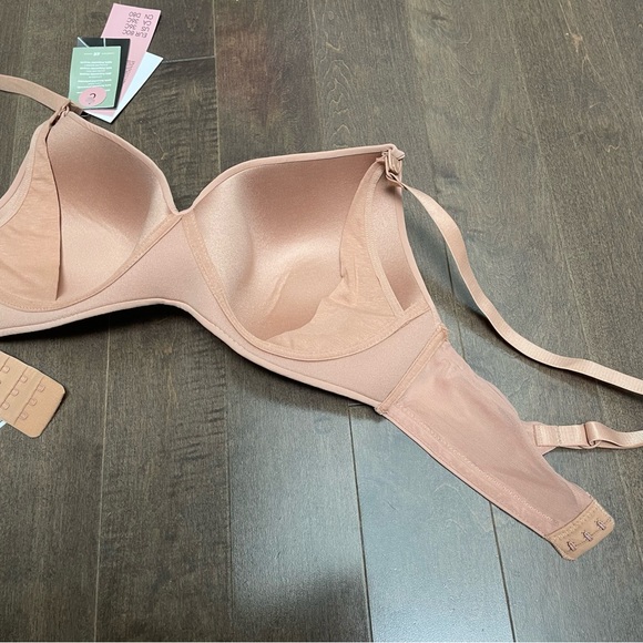 NWT H&M Nursing Bra - Picture 9 of 10